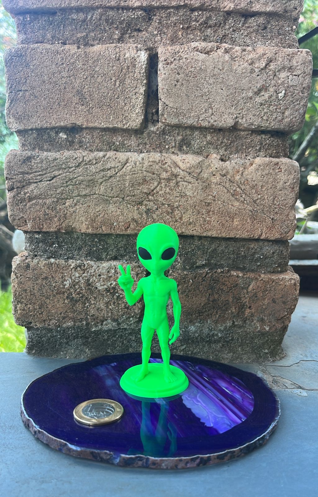 Alien paz e amor 10cm